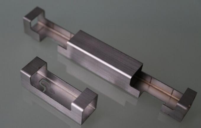 Aluminium, Gegalvaniseerde CNC van de Bladyag Laser Snijder, de Lasersnijmachine van het Bladmetaal
